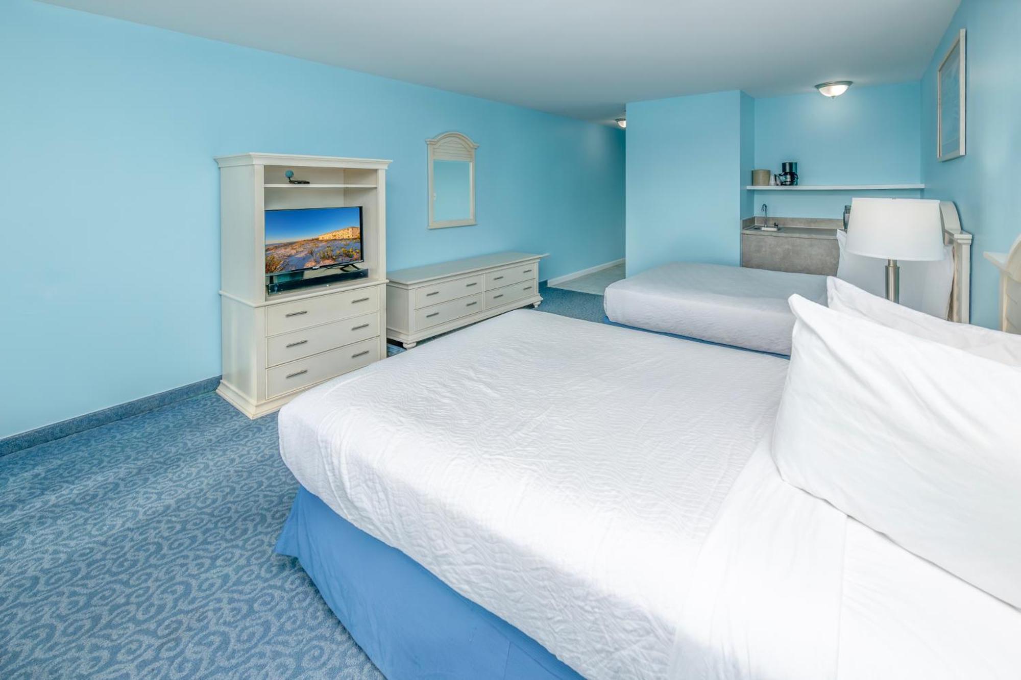 Drifting Sands Oceanfront 3*