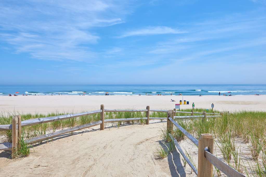 Drifting Sands Oceanfront Ship Bottom