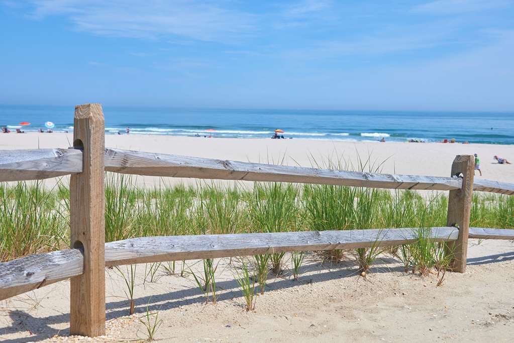 Drifting Sands Oceanfront Motel